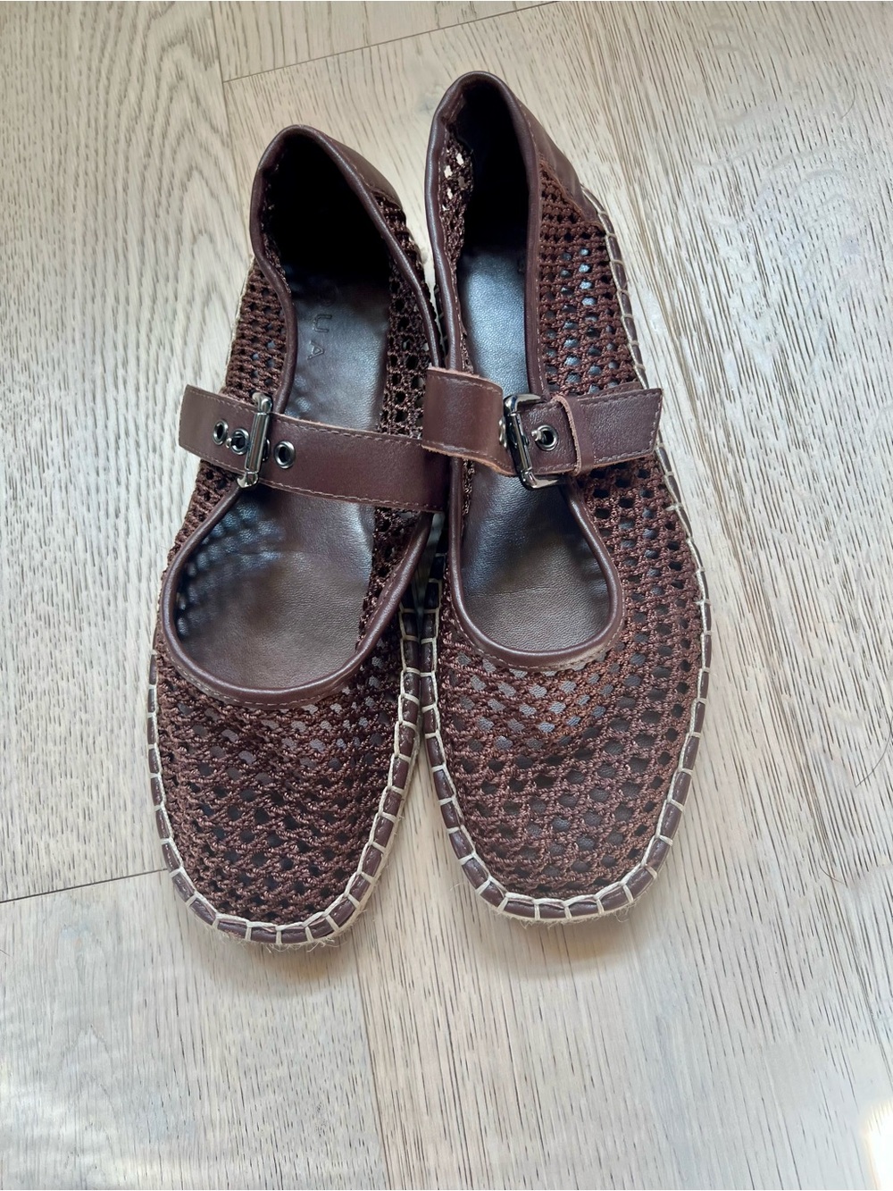 Women’s Brown Crochet Mary Jane Flats with Buckle *unsure on sizing*